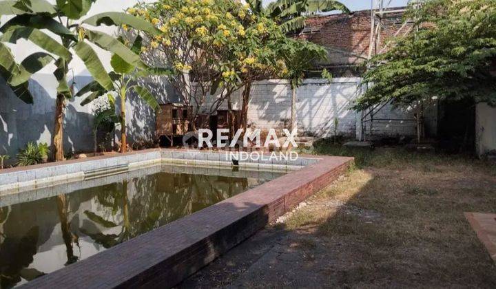 Jual Rumah 2 Lantai Strategis Pinggir Jalan Kemang Timur Raya 2