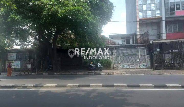 Rumah Tua Strategis 2 Lantai Pinggir Jalan Pos Pengumben Raya 2