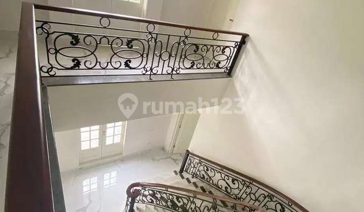 Jual Rumah Mewah 3 Lantai Siap Huni Tanah Kusir Jakarta Selatan 2