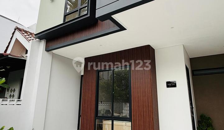 Beautiful Modern Contemporary 2-Story Ready-to-Occupy House in Nusa Loka, BSD City 2
