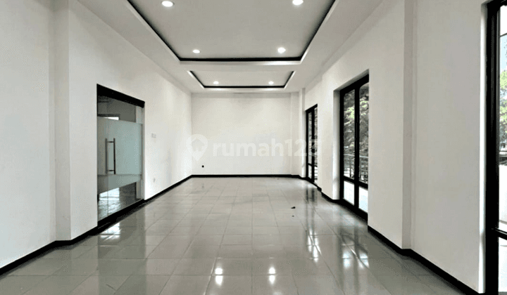 Jual Gedung Strategis 3 Lantai Harga NJOP Siap Pakai Bangka Pela Mampang Jakarta Selatan 2