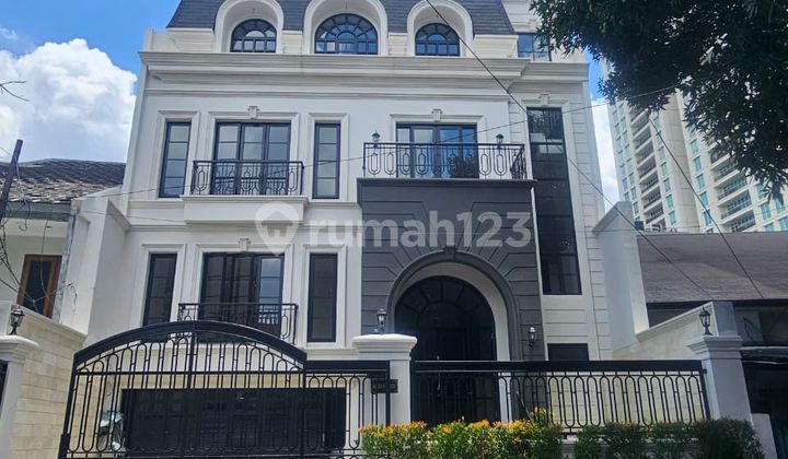 Jual Rumah Mewah Brand New 3 Lantai Siap Huni Area Prime Kebayoran Baru Jakarta Selatan