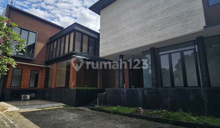 Rumah Mewah Modern Kontemporer 2 Lantai Siap Huni Sukabumi Selatan Jakarta Barat