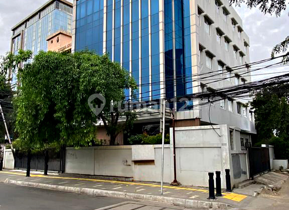 Gedung Kantor Baru Strategis 6,5 Lantai di Raden Saleh Jakarta Pusat Gedung Kantor Baru Strategis 6,5 Lantai di Raden Saleh Jakarta Pusat