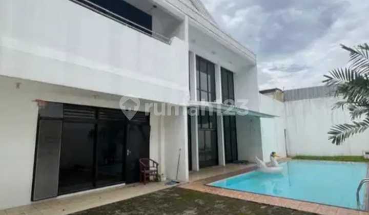 Jual Rumah Strategis 2 Lantai Siap Huni Bangka Kemang Jakarta Selatan 2