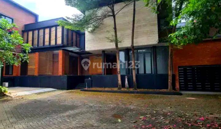 Jual Rumah Mewah Modern Kontemporer 2 Lantai Siap Huni Di Kebayoran Lama Jakarta Selatan 1