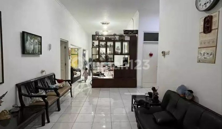 Rumah 1,5 lantai di Komplek Muara Karang Jakarta Utara 2