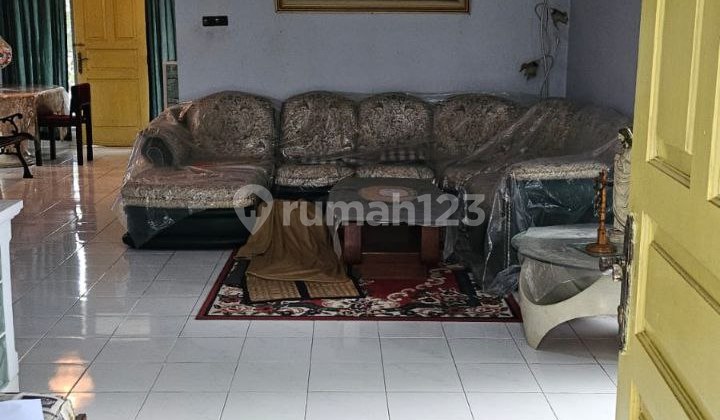 Villa House 2 Floors, Fresh, Cool, Safe & Ready to Live in Paspampres Complex, Bogor 2