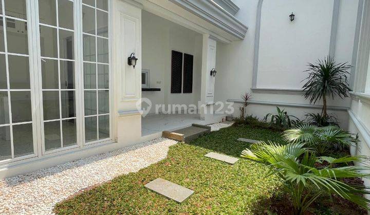 Dijual Rumah Mewah Baru Jl, Basoka Satu, Joglo, Jakarta Barat 2