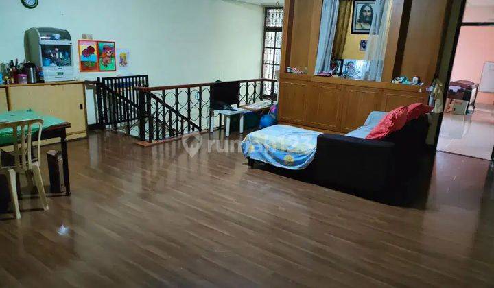 Dijual Rumah Klasik Komplek Taman Alfa Indah Jakarta Barat 2