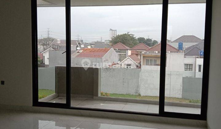 Dijual Rumah Baru Mewah Cluster Metland Area Puri Karang Tengah Tangerang 2