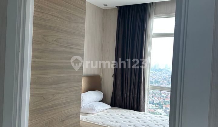 kan Apartemen Central Park Furnished