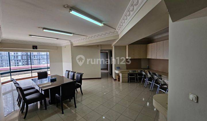 Dijual Apartemen Taman Anggrek 3 BR Furnished 1