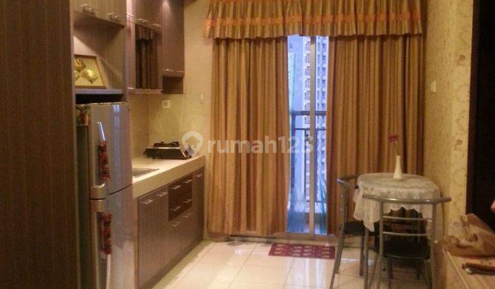 kan Apartemen Mediterania 2 BR Furnish