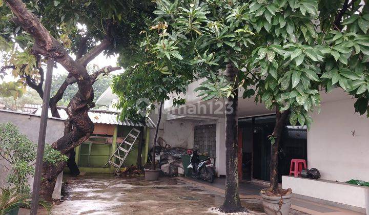 Dijual Rumah Komplek Kebun Jeruk Intercon, Jakarta Barat 2