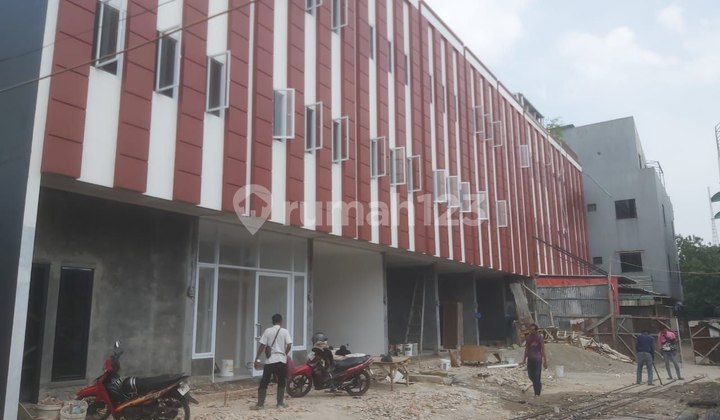 Dijual Ruko Baru 3,5 Lantai Siap Huni Lokasi Strategis Jelambar