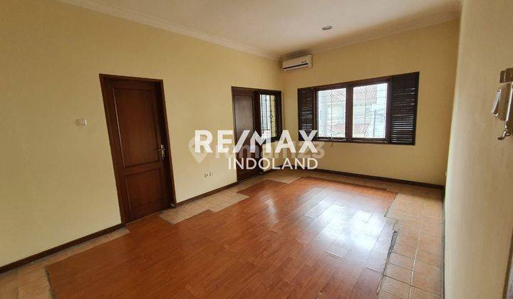 Dijual Cepat Rumah Jl. Maya Garden, Kebayoran Lama, Jakarta Selatan 2