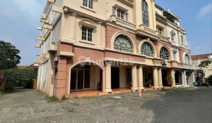 Ruko Strategis Prime Area Tendean Square, Jl. Kapten Tendean, Jakarta Selatan 1