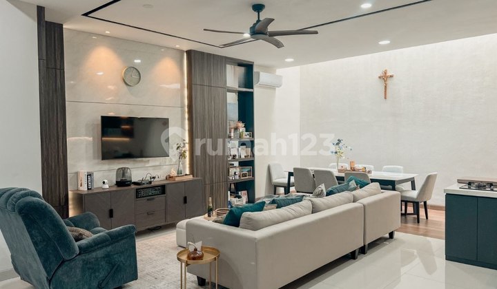 Best Deal! Rumah 2 Lantai Semi Furnished di Lokasi Strategis Kartini Jakarta Pusat Best Deal! Rumah 2 Lantai Semi Furnished di Lokasi Strategis Kartini Jakarta Pusat