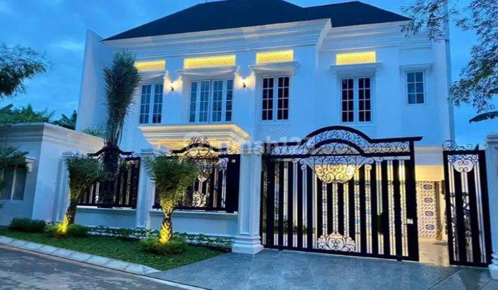 Dijual White Luxurious Classic House Jl. Sekolah Duta, Pondok Indah, Jakarta Selatan 1