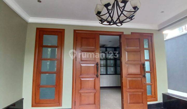 Dijual Rumah Lokasi Premium Menteng, Gondangdia, Kec. Menteng, Jakarta Pusat 1