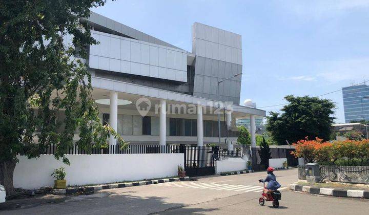  Jual Gedung Kantor Super Murah Dan Strategis Jakarta Pusat  1