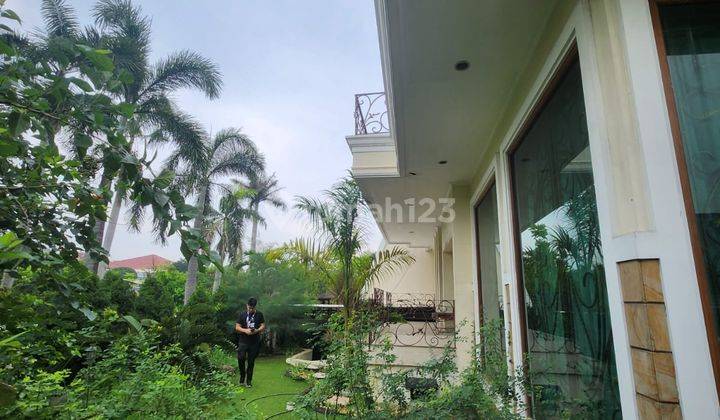 Di Jual Rumah Mewah 2 Lantai Unfurnished Bagus  2