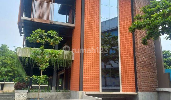 Jual Gedung Baru 3 Lantai Lokasi Strategis Jakarta Selatan 1