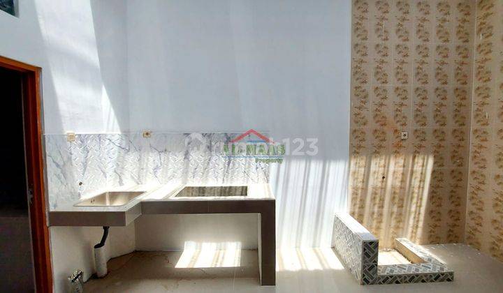 Rumah Cantik di Bandung Selatan SHM 4