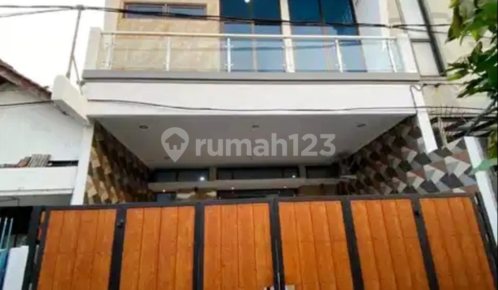 Rumah Baru Siap Huni Di Tebet