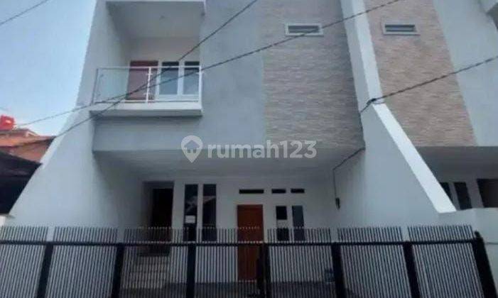 Rumah Baru 2 Lantai Di Tebet 1