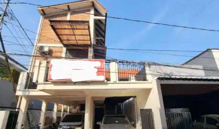 Rumah Kantor Jalan 2 Mobil di Tebet 1