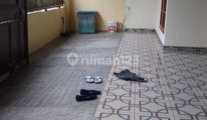 Nice House Ready to Occupy in Tebet Nice House Ready to Occupy in Tebet