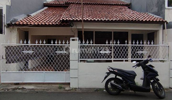 Rumah Sederhana Jalan Lebar Di Tebet 1