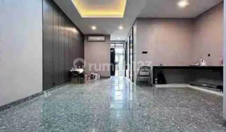 Rumah Siap Huni di Tebet 2