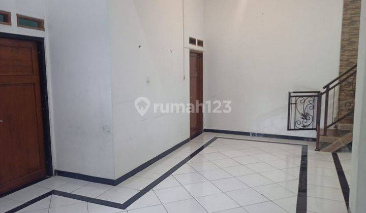 Rumah Bersih Dan Terawat Di Tebet 2