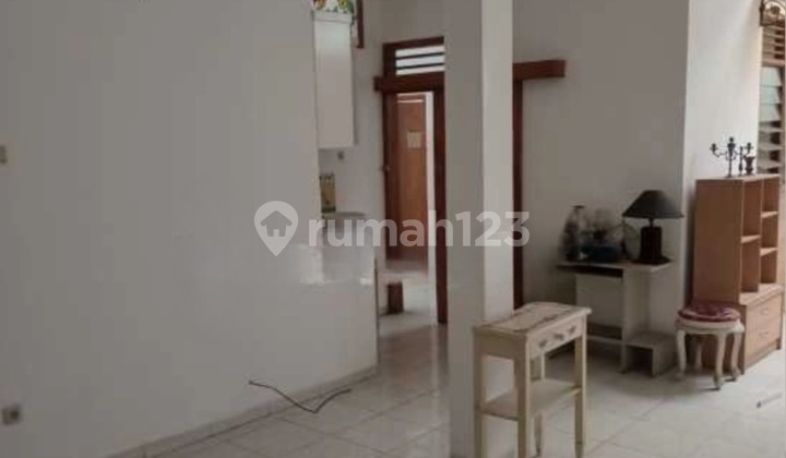 Rumah Akses Jalan 2 Mobil Di Tebet 2