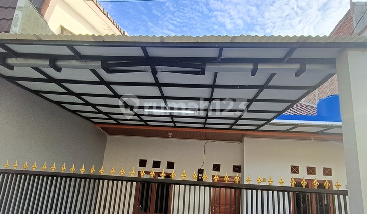 Rumah Baru Renovasi 1 Lantai di Tebet Rumah Baru Renovasi 1 Lantai di Tebet