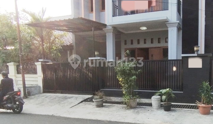 Rumah Bagus Siap Huni Cocok Kantor di Tebet