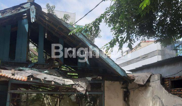 RUMAH TUA HOKI PINGGIR JALAN RAYA DAAN MOGOT RAMAI 24 JAM 1