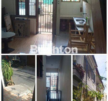 Rumah bagus 2lantai,lb 88m2,jalan motor,selangkah pasar dan mal,semi Furnish. 1