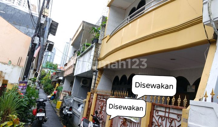 Jual/Sewa Rumah Bagus 2Lt Dekat Central Park Mall Tanjung Duren 2