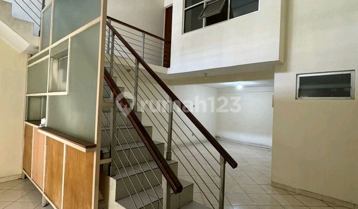 Rumahbagus 31/2Lt Split Level Dekat Central Park Mall Jalan Motor Tanjung Duren 2