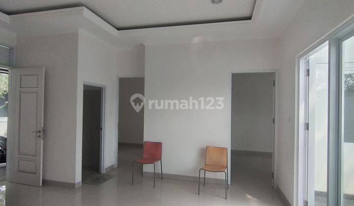 Rumah 1 lantai dalam komplek 5