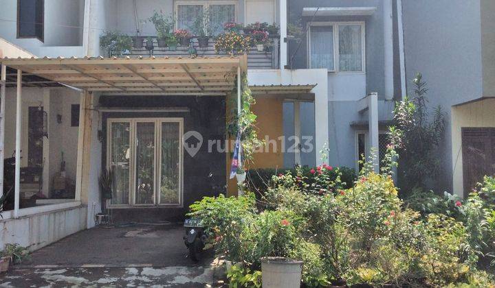 Rumah 2 Lantai Di Cluster Pinggir Jalan Raya, Owner Pindahan Akhir Tahun '24, Layout Rumah Bagus, Area Rumah Nempel Jakarta Selatan Dekat Cinere, 300m Ke/Dari Pintu Tol Krukut 1, Akses Tol Strategis Ke Segala Arah Jabodetabek, Dan Dekat Univ Indonesia/Gun 1