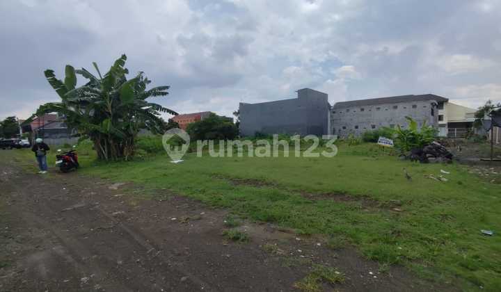 Strategic Land Suitable for Building a Restaurant/Cafe