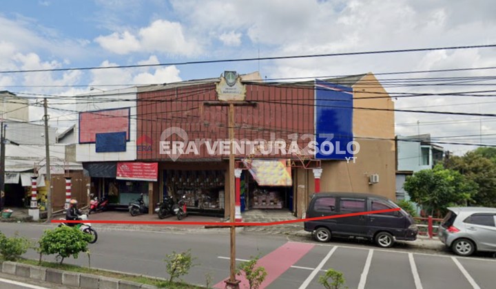 Ruang Usaha Strategis Tengah Kota Solo