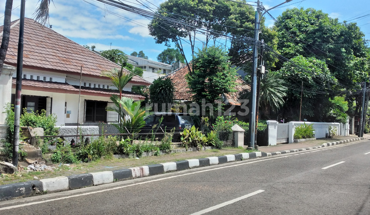 Classic Old Building House in the elite area of Menteng, near LRT Manggarai Kelapa Gading in progress 2