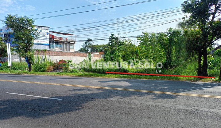 Tanah Pekarangan Strategis Colomadu