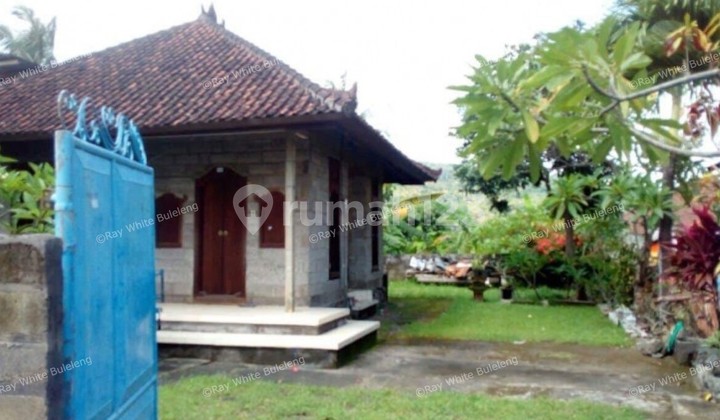 THIS HOUSE IN KAYU PUTIH NEEDS SOME FINISHING 1